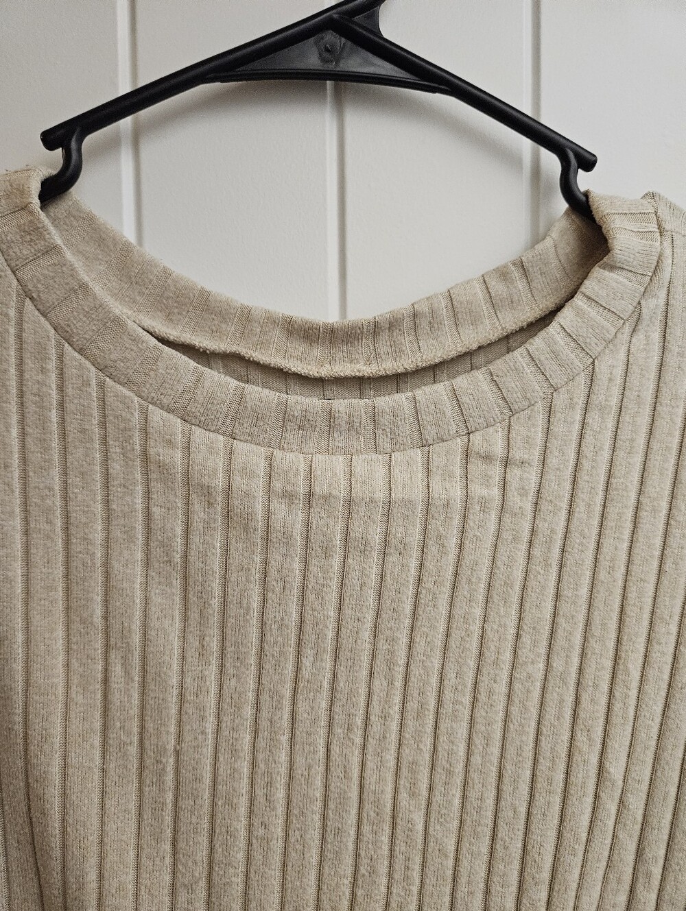 Gilly Hicks Ribbed Cropped Cream Sweatshirt - Picture 6 of 8